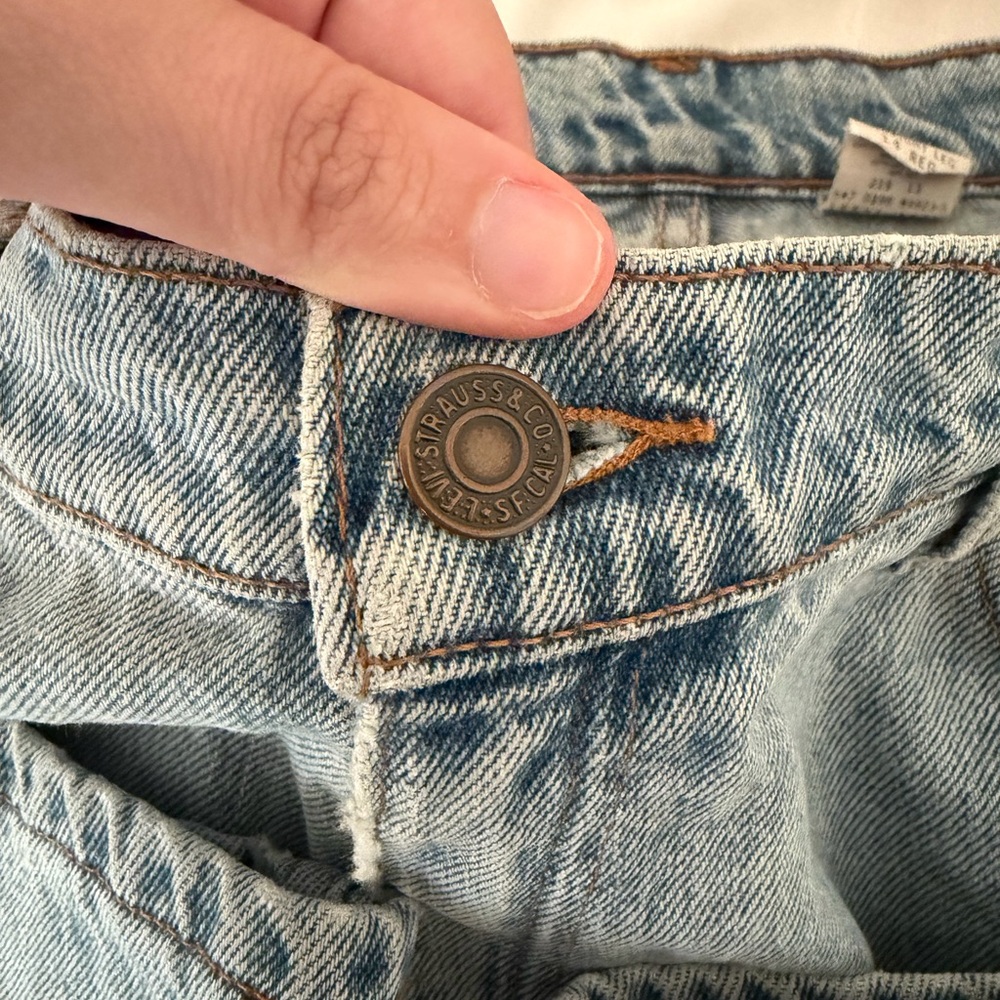 Levi's Women's Straight Leg Jeans in Light Blue
